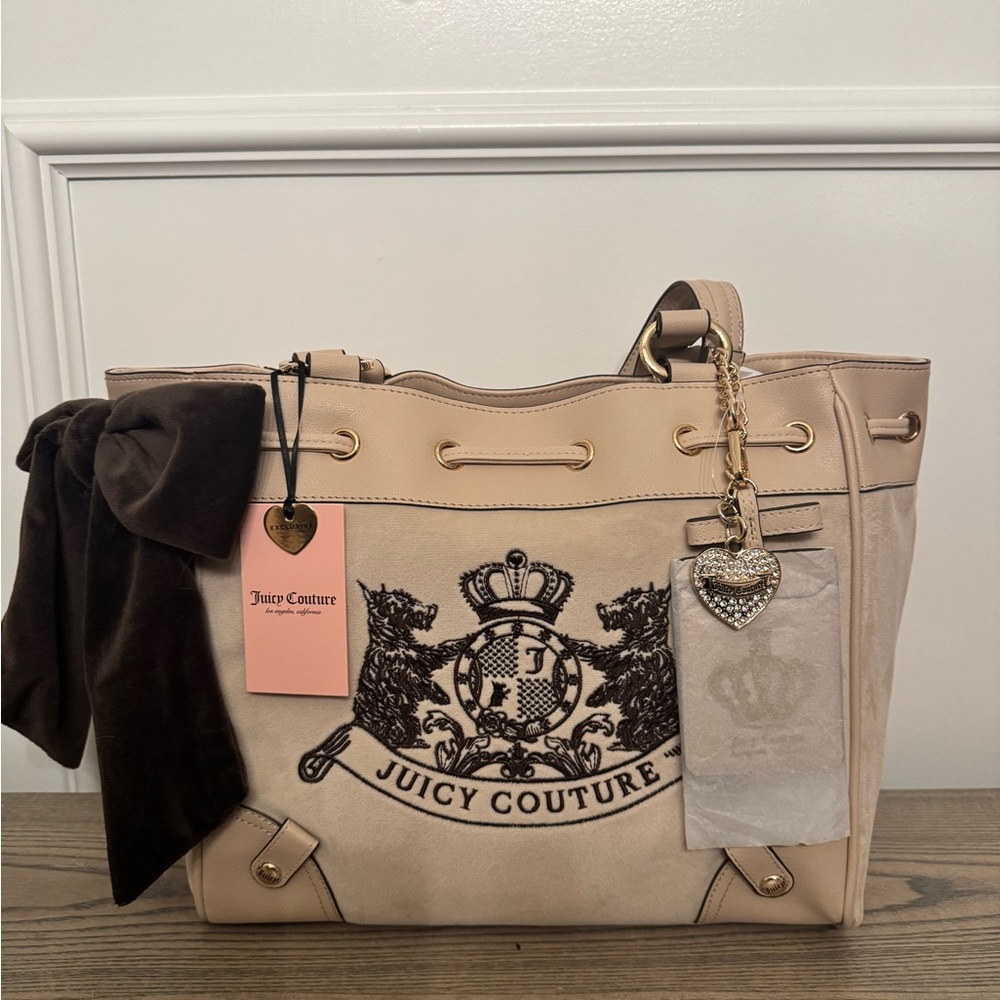 Juicy Couture tan and brown Scottie daydreamer